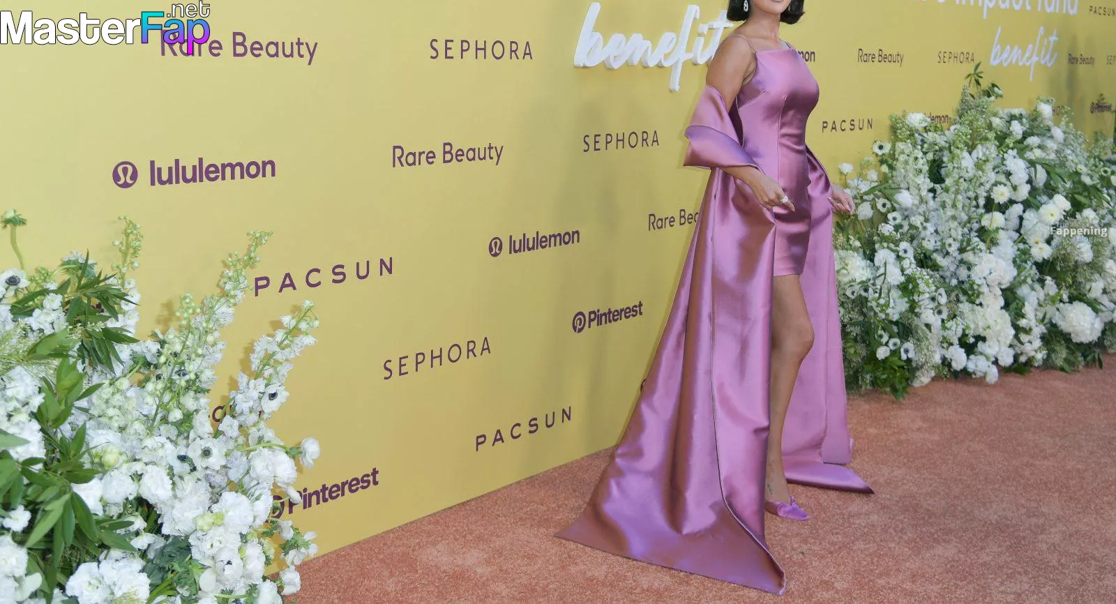 Selena Gomez Free Leaked Funny leaks Picture