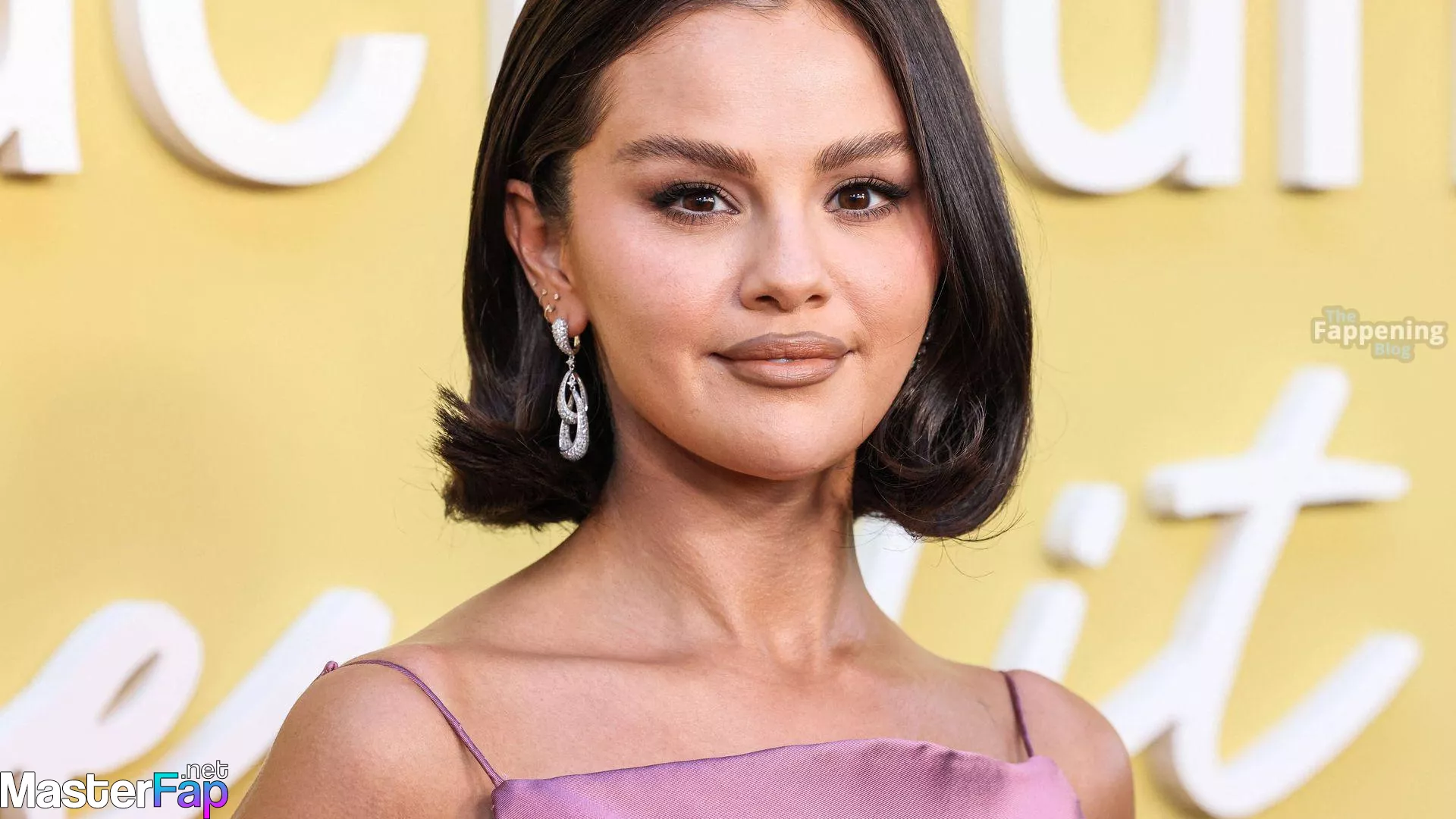 Selena Gomez Free Leaked Pee leaks Picture