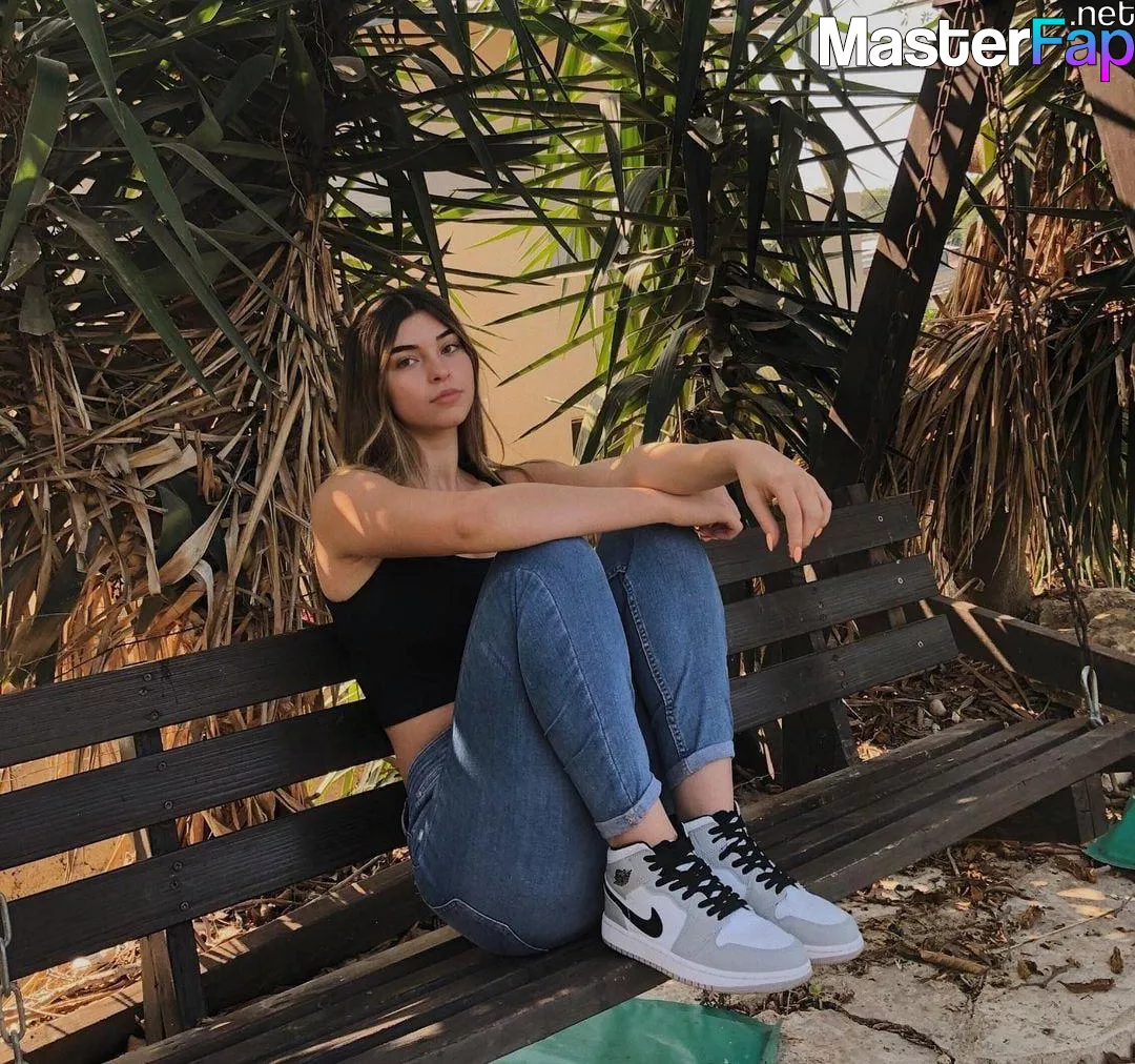 Shai Roash Free Leaked Exposed Picture