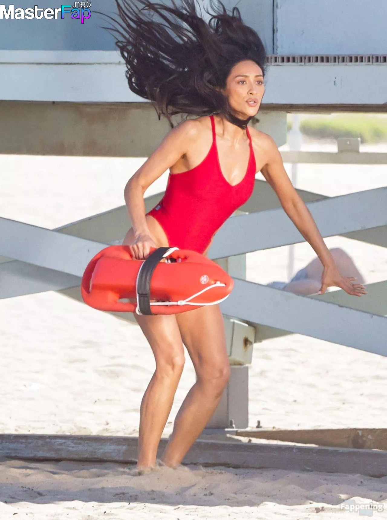 Shay Mitchell Free Leaked Bukkake Picture