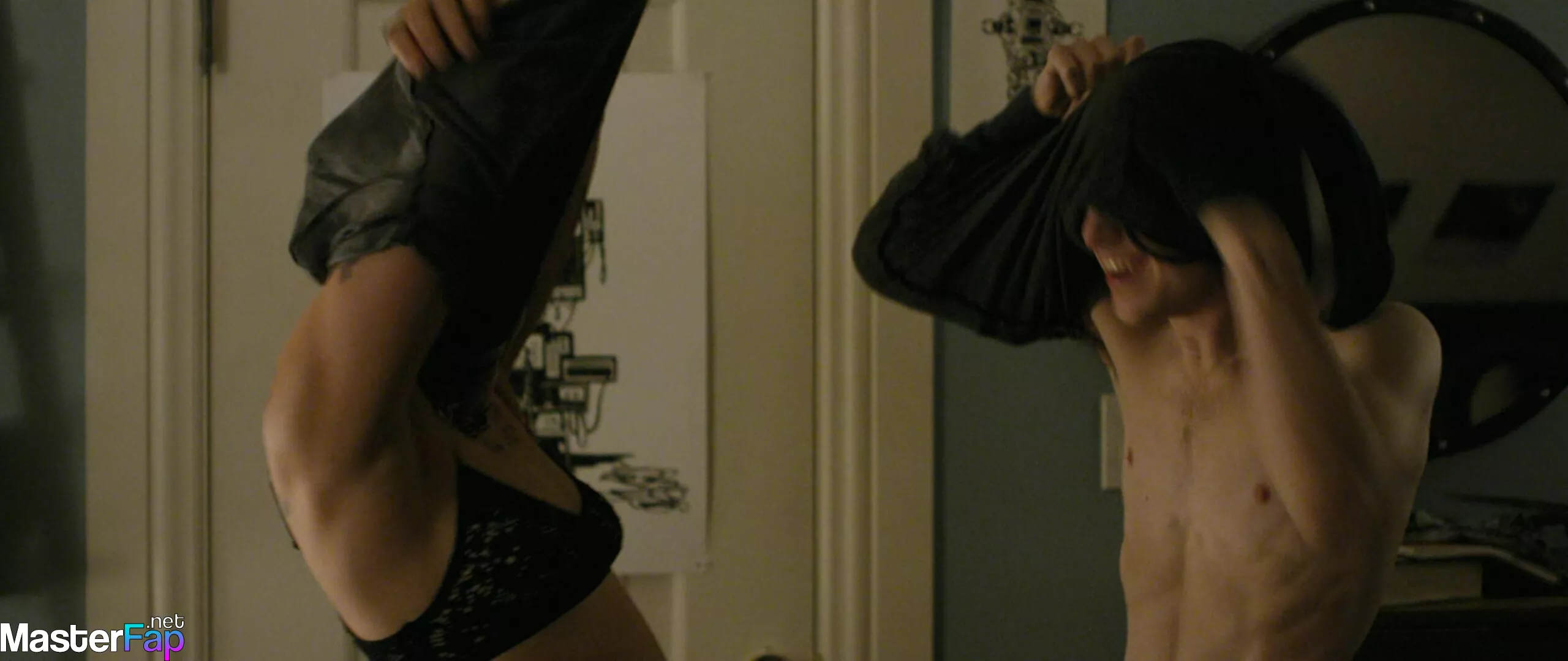 Sosie Bacon Free Leaked Boobs Picture