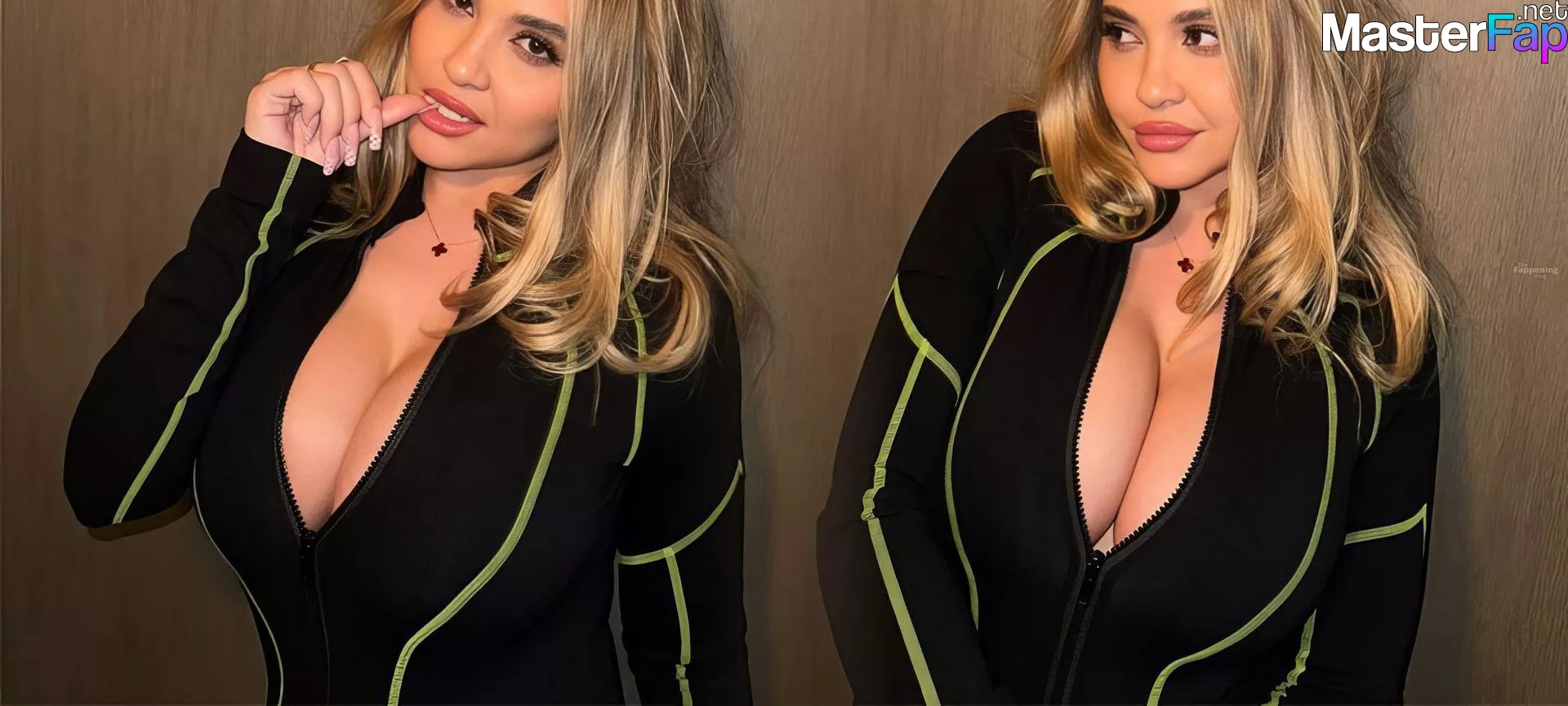 Stella Hudgens Free Leaked Boobs Picture