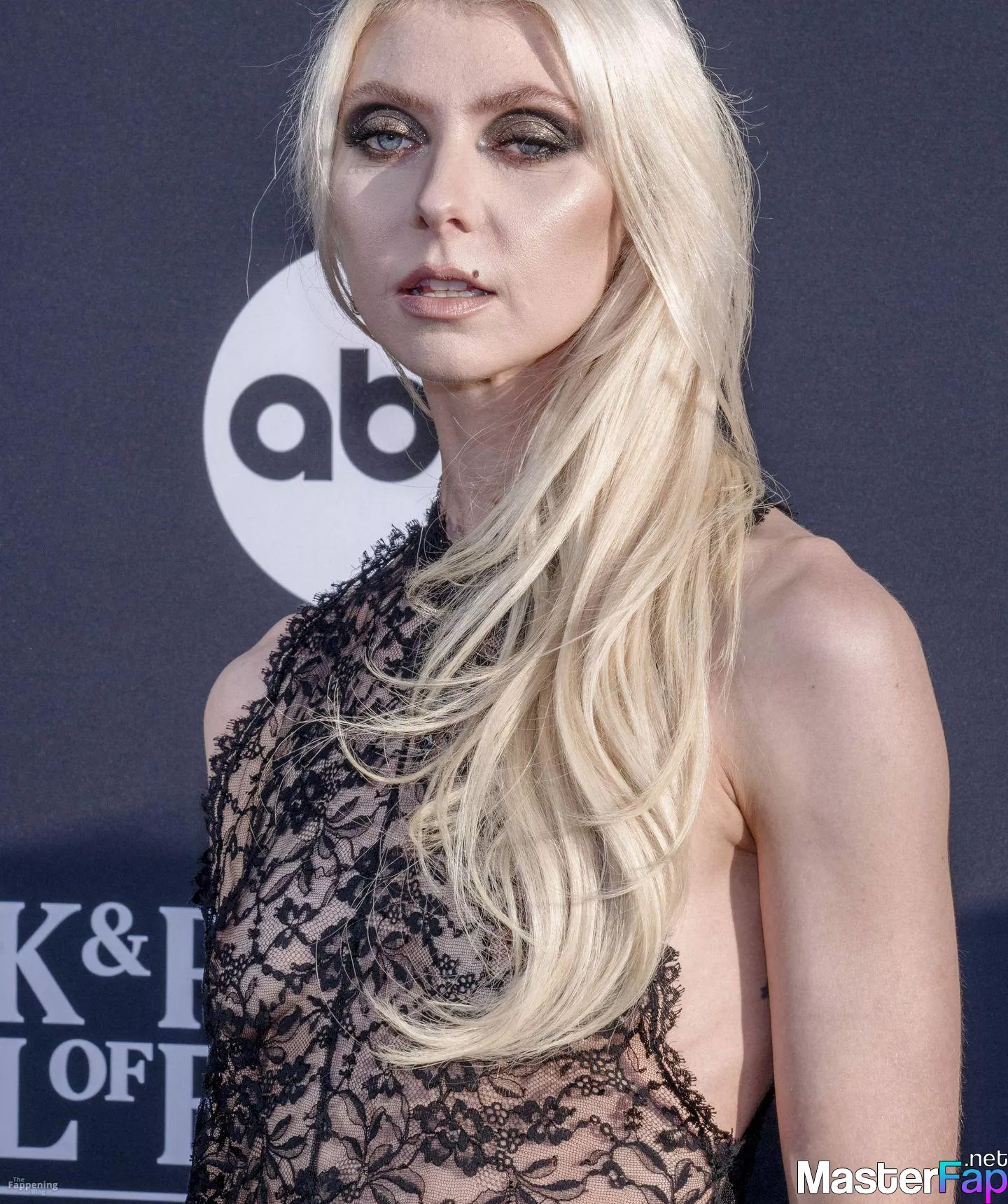 Taylor Momsen Free Leaked Camporn Picture
