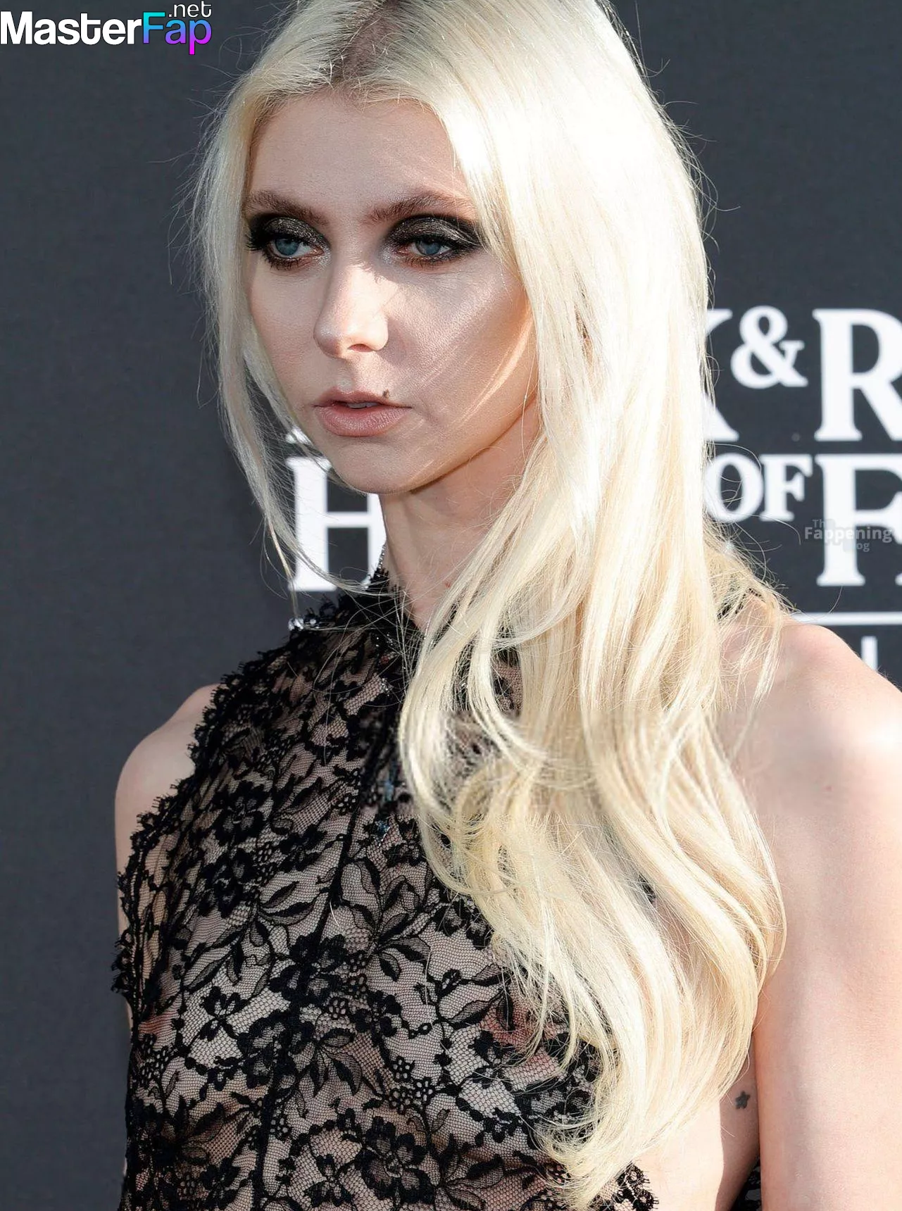 Taylor Momsen Free Leaked Gangbang leaks Picture