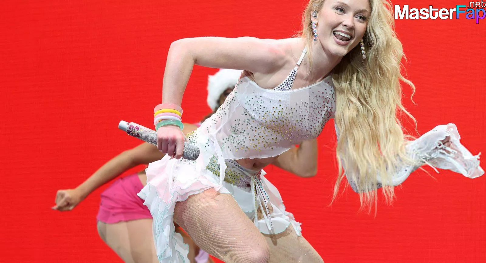 Zara Larsson Free Leaked Toys Picture