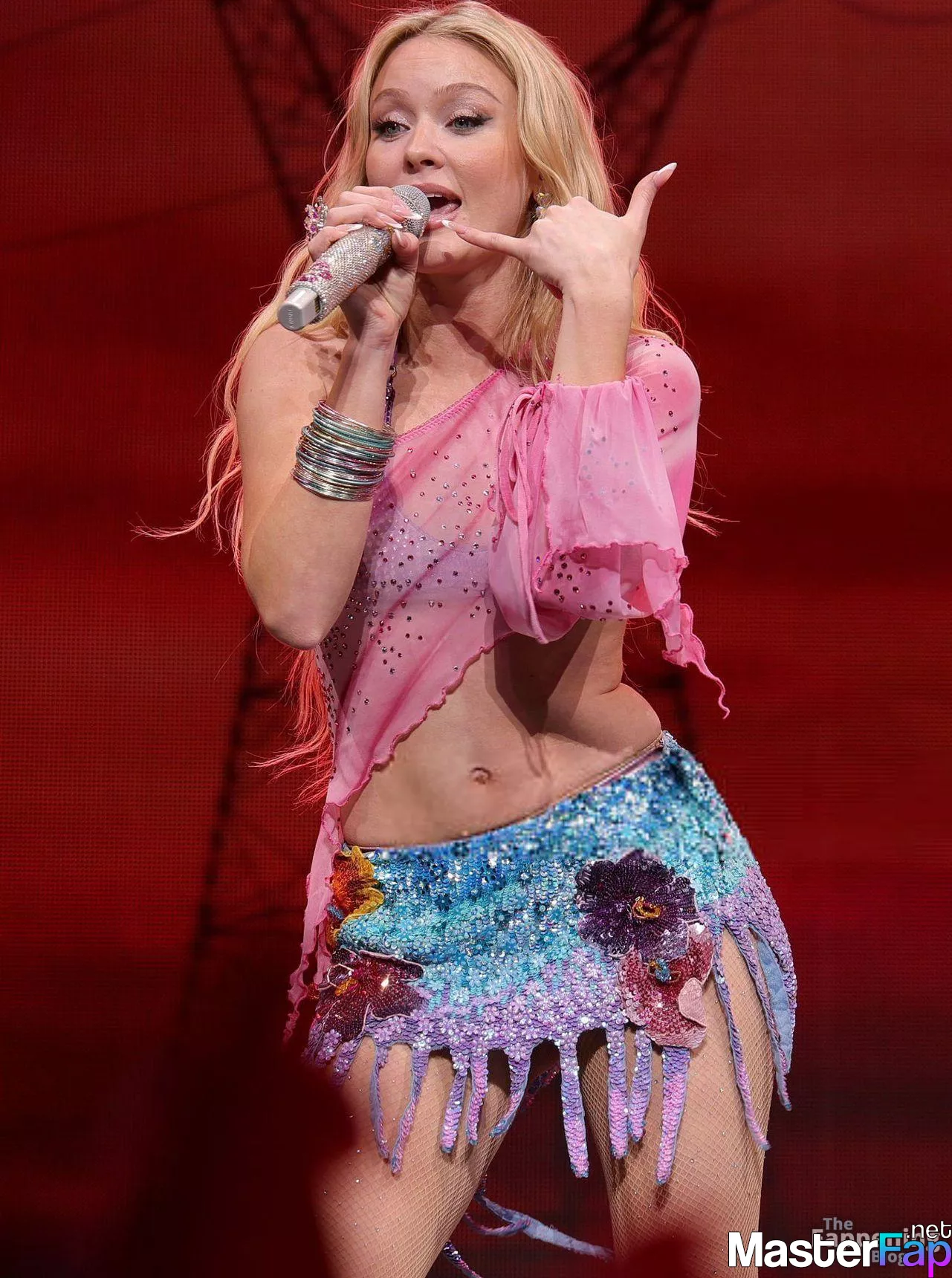 Zara Larsson Free Leaked Ass Picture