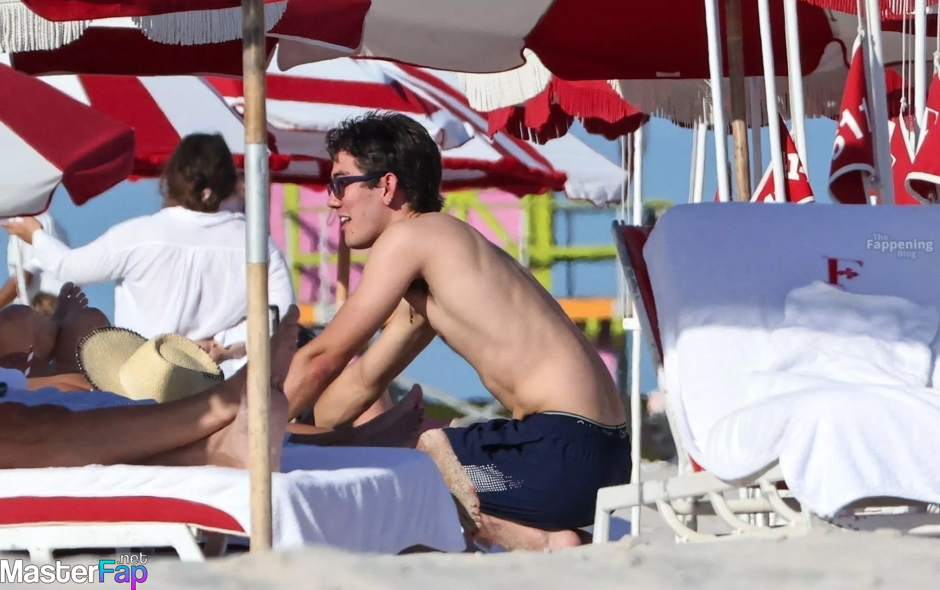 Zara Larsson Free Leaked Striptease Picture