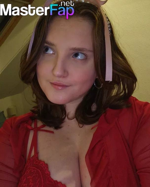 Ambertaller OnlyFans Leaked Facial Picture