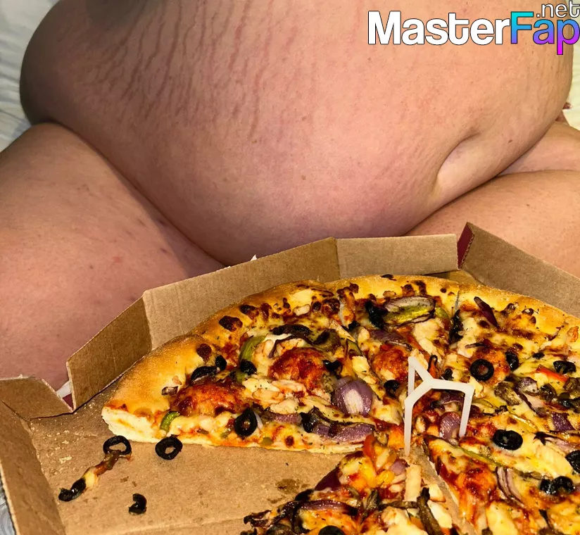 B0ugiee OnlyFans Leaked Strapon Picture