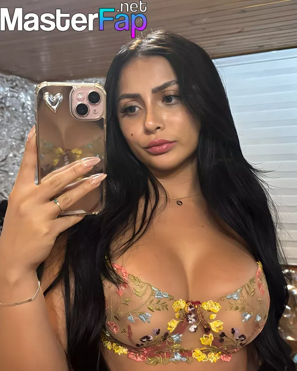 Charlotte19y OnlyFans Leaked Naked Picture