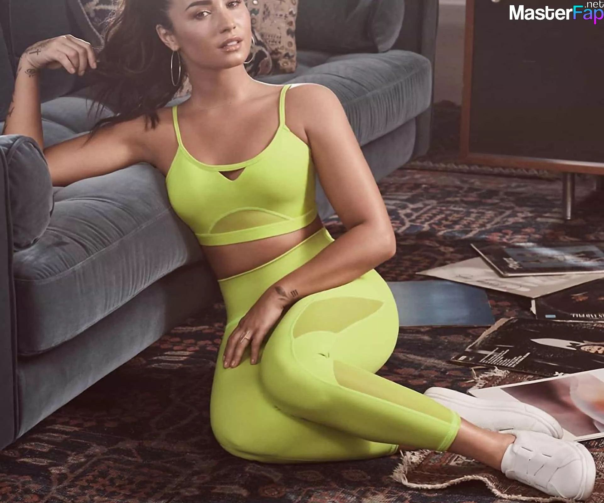 Demi Lovato OnlyFans Leaked Tits Picture