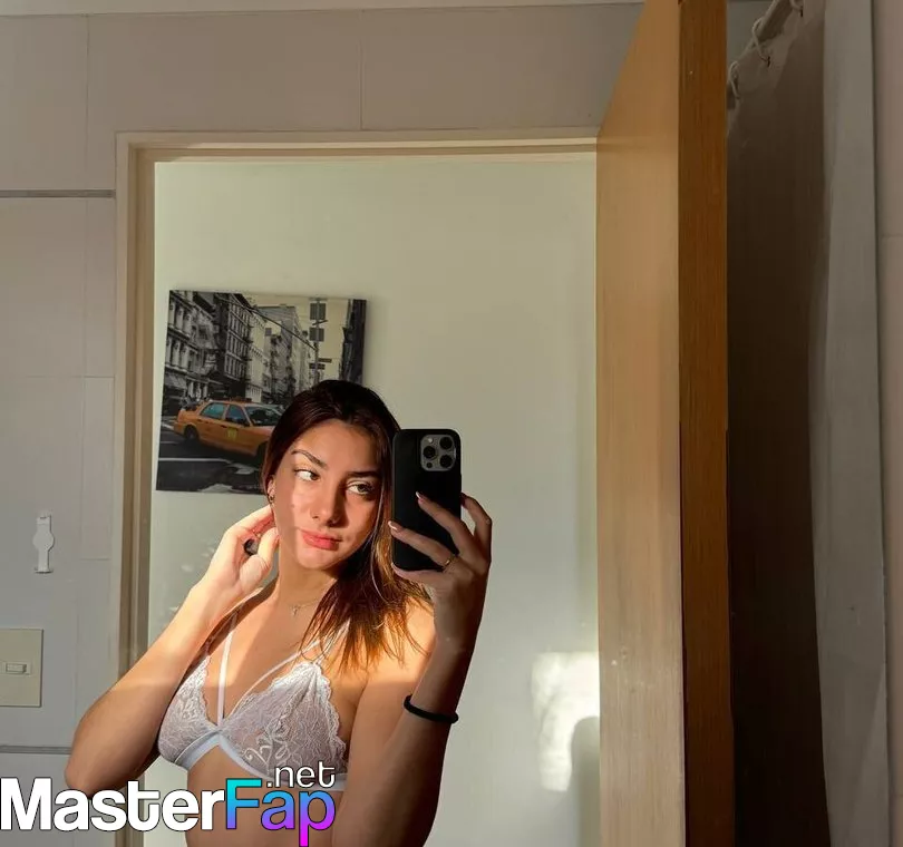 Domaprilx OnlyFans Leaked Blowjob Picture