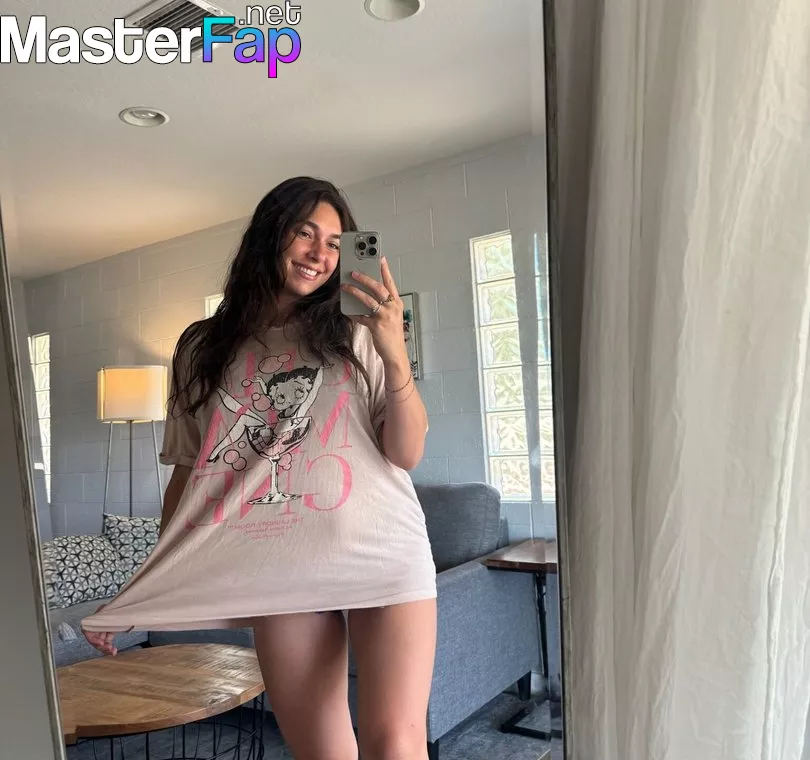 Erinashford OnlyFans Leaked Ass Picture