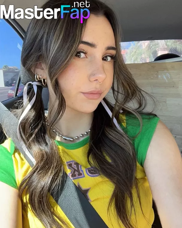 Isabellaroy OnlyFans Leaked Tits Picture