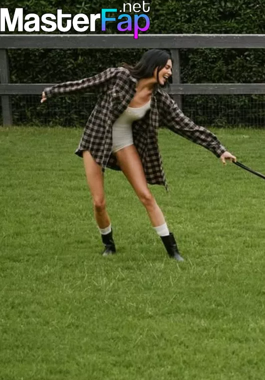 Kendall Jenner OnlyFans Leaked Strapon Picture