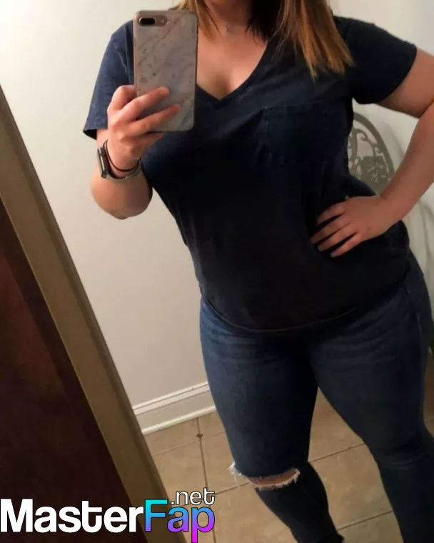 Lucylou OnlyFans Leaked Teen Picture