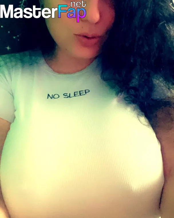 Lynnielynn 22 OnlyFans Leaked Strapon Picture