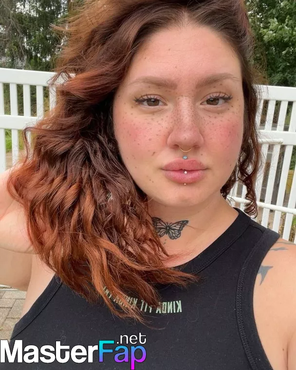 Megwilde OnlyFans Leaked Teen Picture