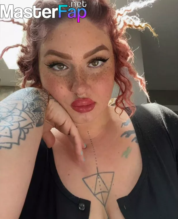 Megwilde OnlyFans Leaked Toys Picture