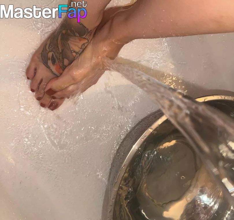 Naisfeetonly OnlyFans Leaked Facial Picture