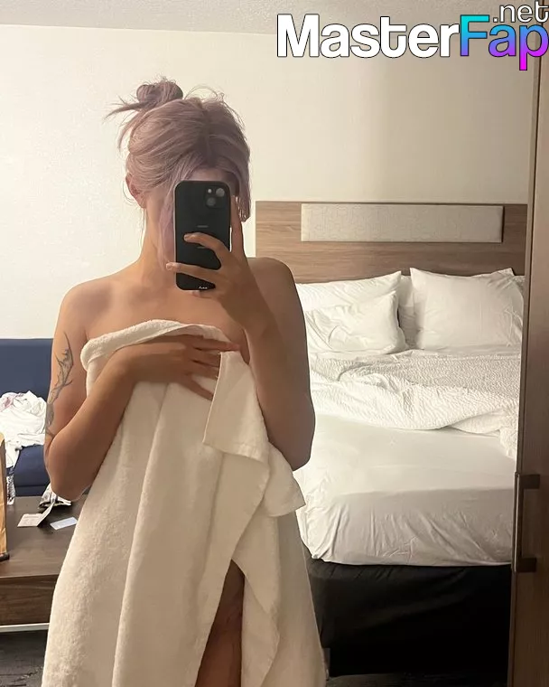 Prettyaiai OnlyFans Leaked POV Picture