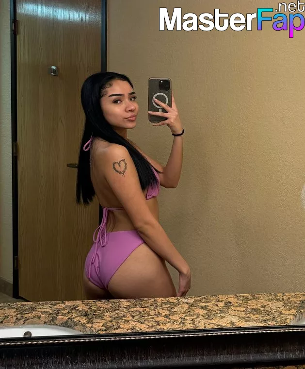 Saraidiaz OnlyFans Leaked Tits Picture
