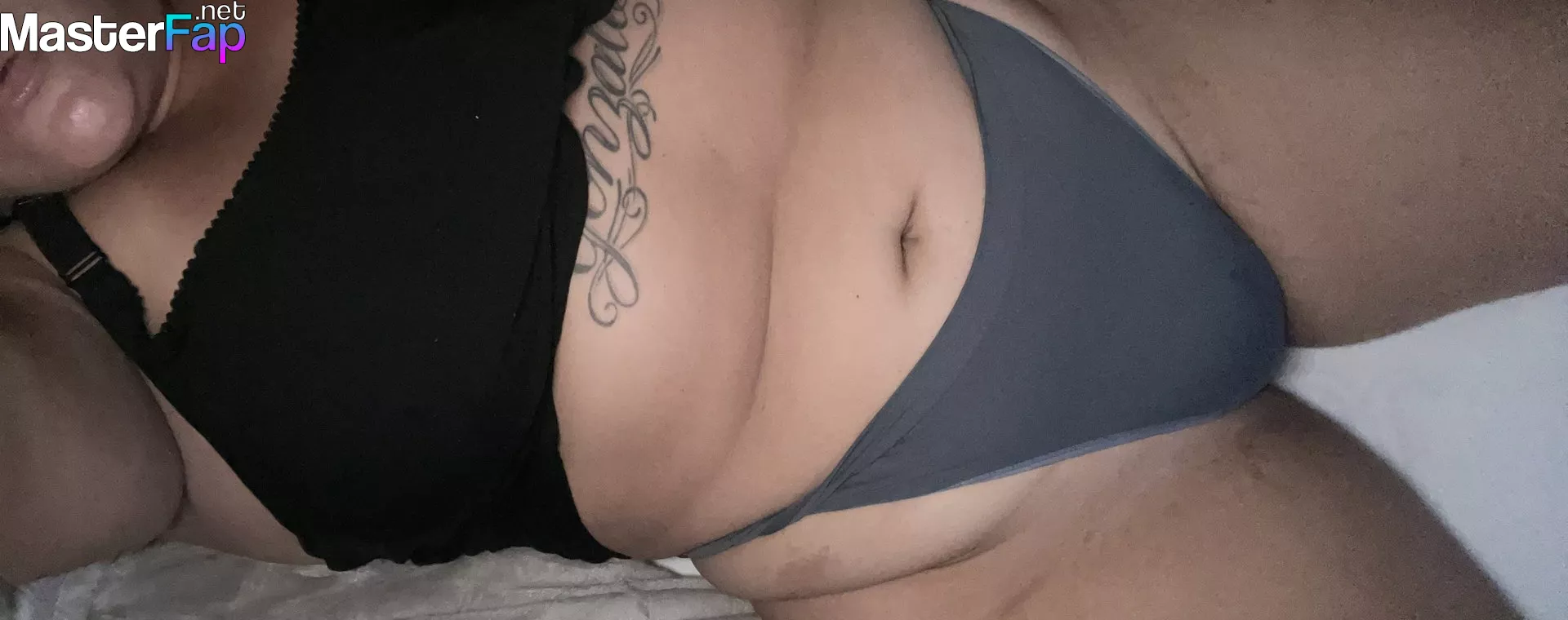 shesabigone