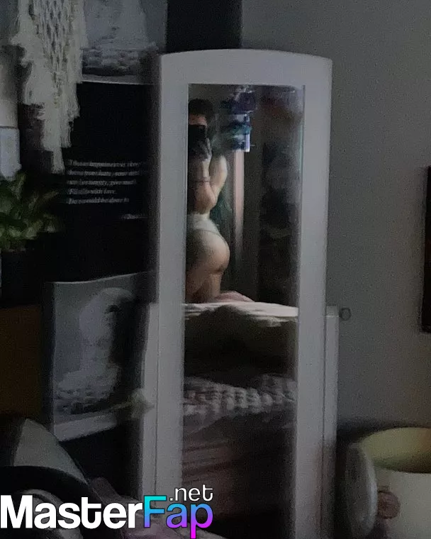 Thataquariusbitch OnlyFans Leaked Facial Picture