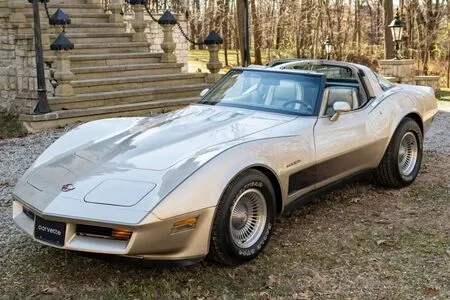 1982 Corvette OnlyFans Leaked Free Thumbnail Picture - #ImSH1MgM56