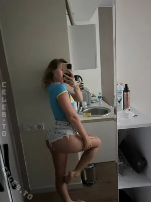 1tskimmyxo OnlyFans Leaked Free Thumbnail Picture - #lEGJXXlqwF