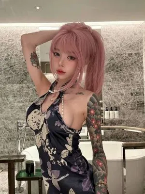 2 H E OnlyFans Leaked Free Thumbnail Picture - #6hycCrwjvE