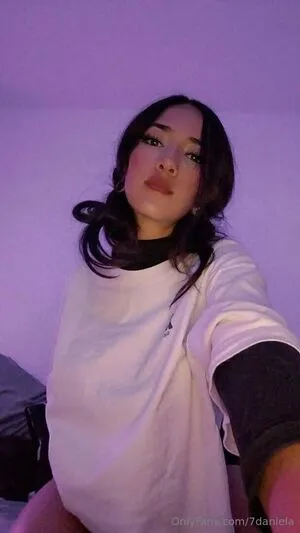 22daniela OnlyFans Leaked Free Thumbnail Picture - #vyISu0Zmef