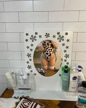 2lyn_98 OnlyFans Leaked Free Thumbnail Picture - #6ySC6IL6v9