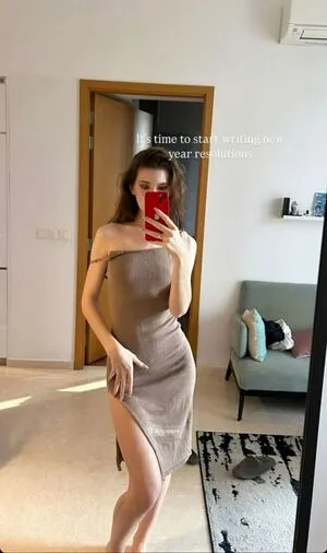 A1nnette Thumbnail Picture