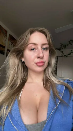 Aaambersssmith Thumbnail Picture