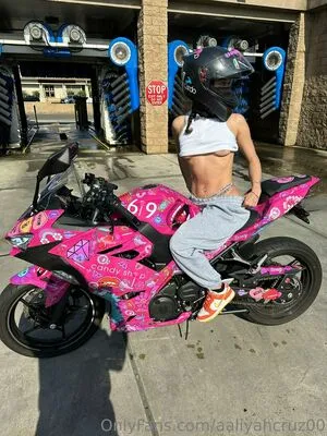 Aaliyahcruz00 Thumbnail Picture