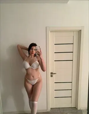 Aarianaas Thumbnail Picture