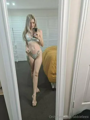 Abbieleex Thumbnail Picture