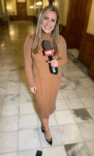 Abby Kousouris Thumbnail Picture