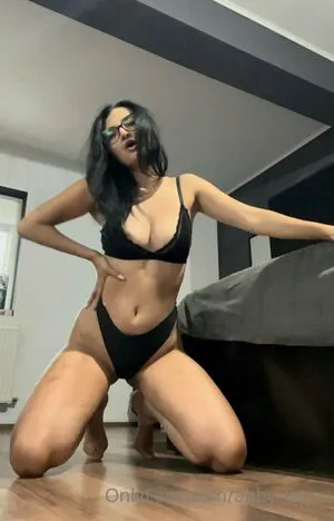 Abby Lancu Thumbnail Picture