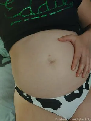 Abbybeebelly OnlyFans Leaked Free Thumbnail Picture - #2C9ujoMzzR
