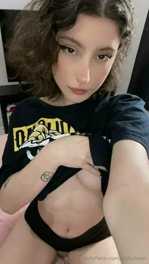Abbyteen Thumbnail Picture