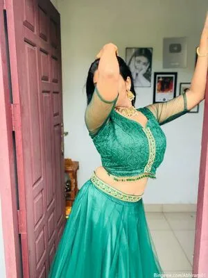 Abhirami01 Thumbnail Picture