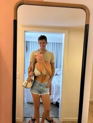 Abigailbarnes2022 OnlyFans Leaked Free Thumbnail Picture - #pZIP7uzPCC