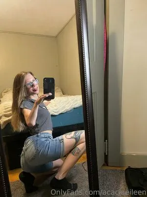 Acacia Eileen OnlyFans Leaked Free Thumbnail Picture - #d6Q3Q8zarM