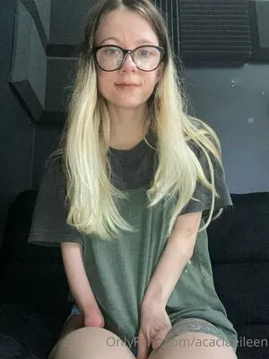 Acacia Eileen OnlyFans Leaked Free Thumbnail Picture - #gBwo1HiPmx