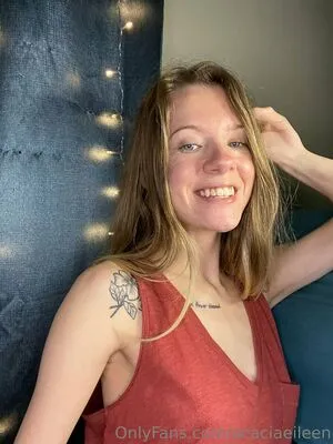 Acacia Eileen OnlyFans Leaked Free Thumbnail Picture - #hpcvG1TcM4