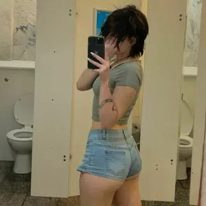 Aceswrldss Thumbnail Picture