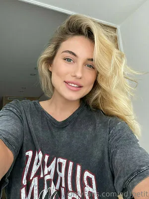Ad Petit OnlyFans Leaked Free Thumbnail Picture - #Ch6Jk7MyKU