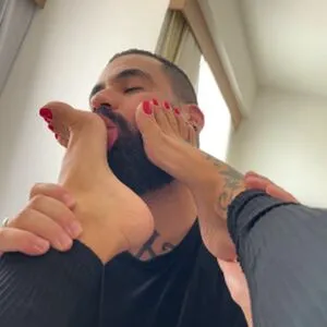 Ada Toes Thumbnail Picture
